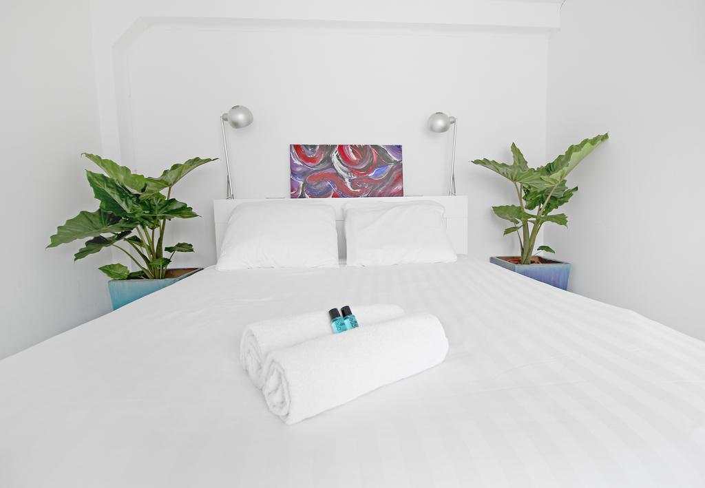 Ground Floor Canal Apartment アムステルダム エクステリア 写真