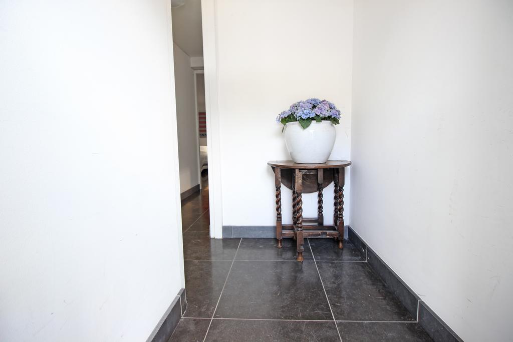 Ground Floor Canal Apartment アムステルダム エクステリア 写真